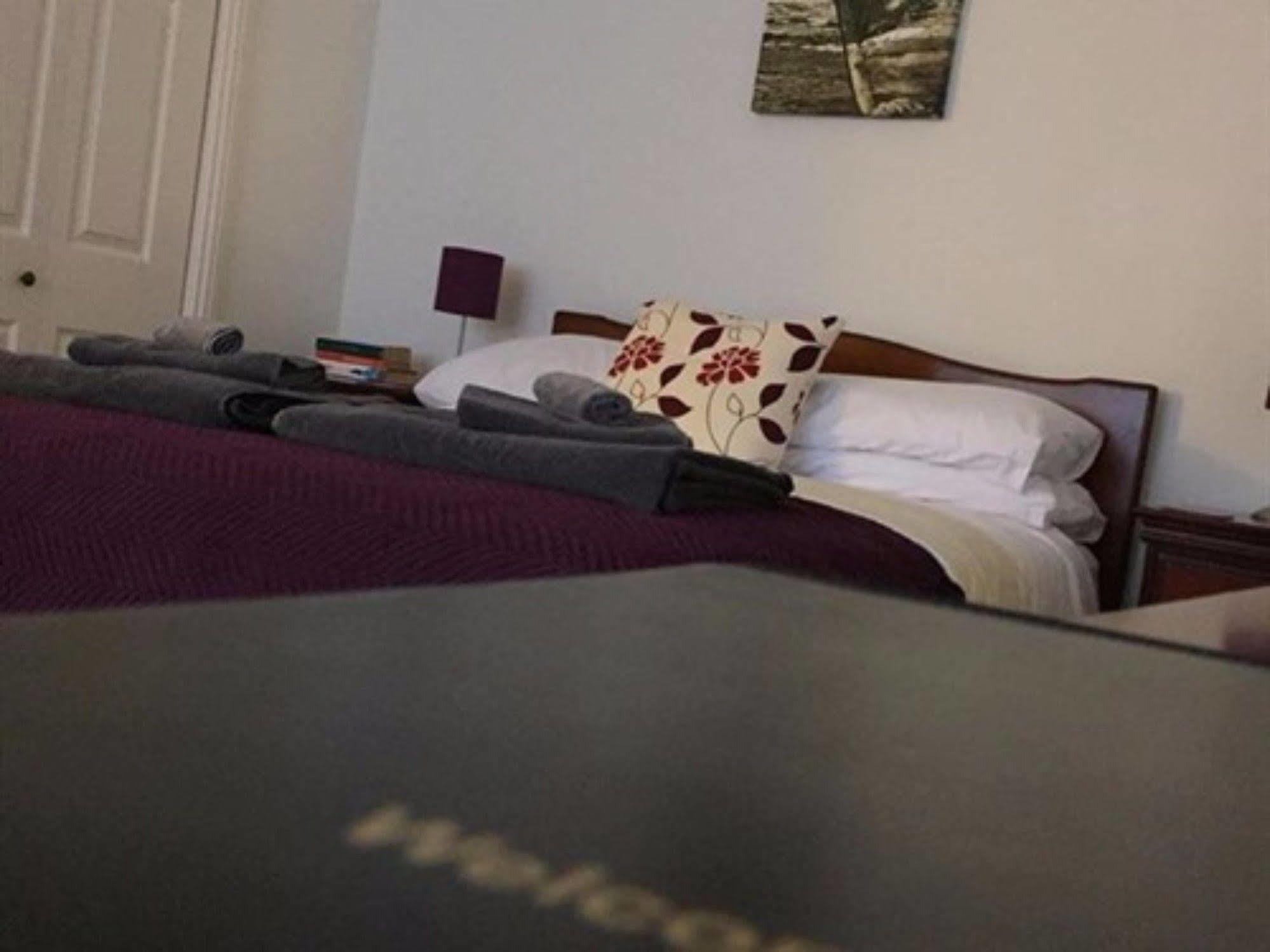 The Farmhouse Guesthouse Belford Bagian luar foto